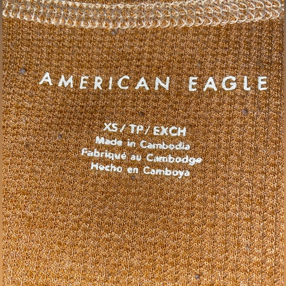 American Eagle xs ruffled long sleeve - Picture 4 of 8